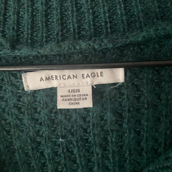 Women’s American Eagle cropped green sweater sz L - Picture 2 of 4